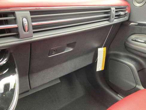 New 2025 Lincoln Corsair Reserve w/ Equipment Group 202A image 29