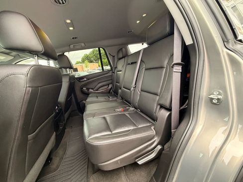 Used 2017 Chevrolet Tahoe LT w/ Luxury Package AWD/4WD image 17
