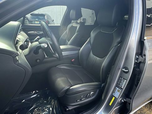 Used 2022 Genesis GV70 2.5T w/ Sport Prestige Package image 26