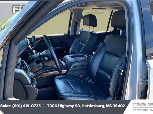 Certified 2020 Chevrolet Suburban Premier AWD/4WD image 18