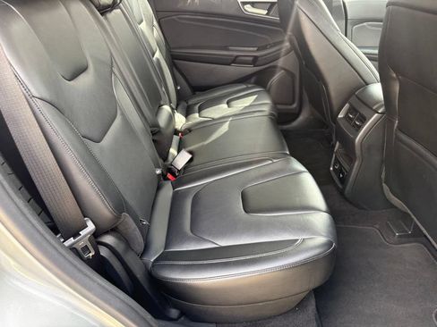 Used 2022 Ford Edge Titanium AWD/4WD image 38