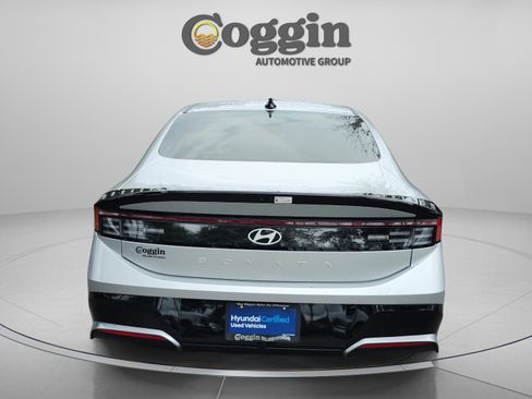 Certified 2025 Hyundai Sonata SEL FWD image 4