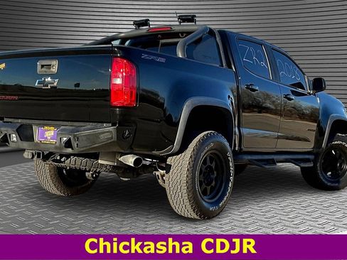 Used 2018 Chevrolet Colorado ZR2 w/ ZR2 Midnight Special Edition image 6