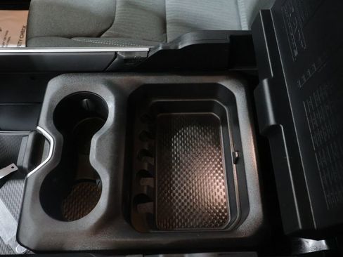 Used 2023 RAM 1500 Big Horn image 32