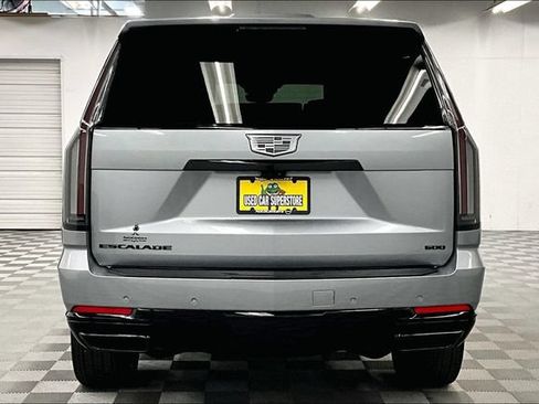 Used 2025 Cadillac Escalade Sport Platinum w/ LPO, ONYX Package AWD/4WD image 5