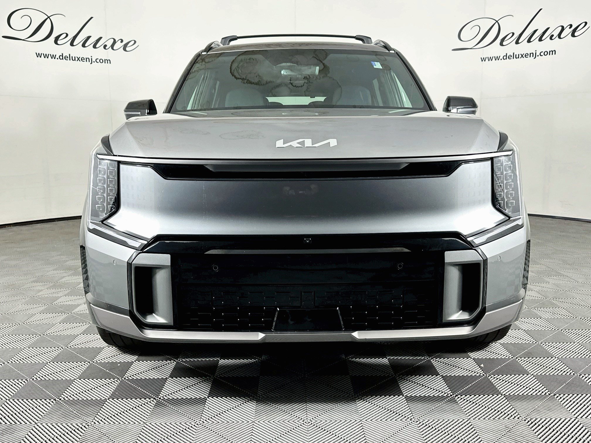 Used 2024 Kia EV9 GT-Line AWD/4WD image 2