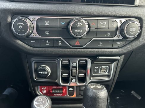 New 2026 Jeep Wrangler Unlimited Sport AWD/4WD image 25