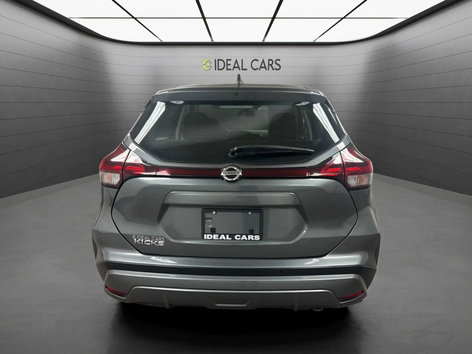 Used 2021 Nissan Kicks S FWD image 6