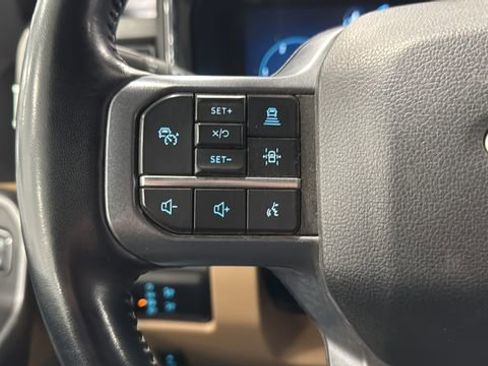 Used 2023 Ford F350 Lariat w/ Lariat Ultimate Package image 13