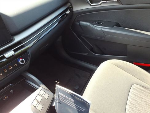 New 2026 Kia Sportage S AWD/4WD image 26