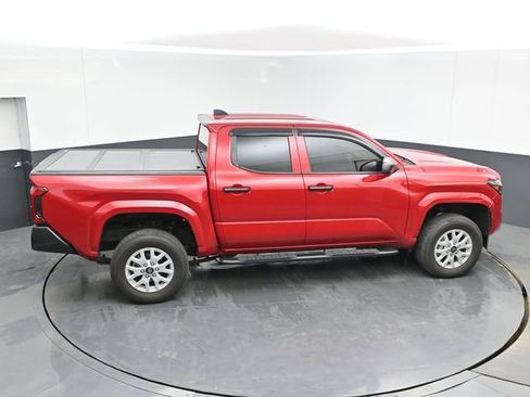 Used 2025 Toyota Tacoma SR image 26