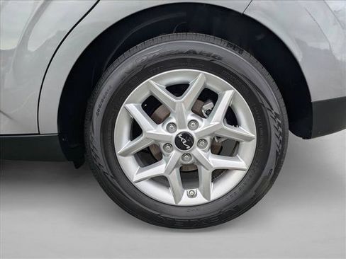 Used 2023 Kia Soul LX w/ Option Group 015 FWD image 21