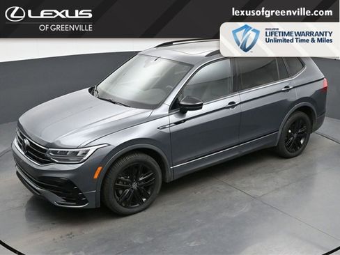 Used 2022 Volkswagen Tiguan SE R-Line image 49