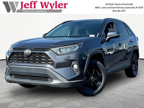 Used 2019 Toyota RAV4 XLE FWD image 1