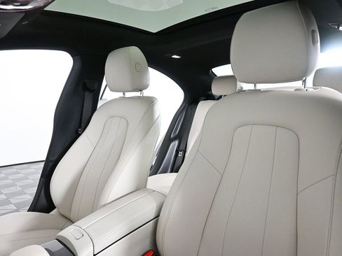 Used 2023 Mercedes-Benz CLA 250 image 5