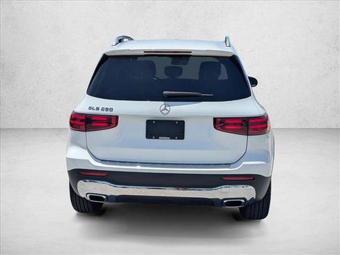 Used 2026 Mercedes-Benz GLB 250 image 7
