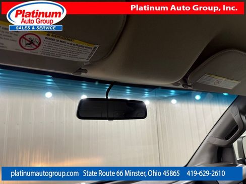 Used 2017 Chevrolet Express 3500 Extended RWD image 23
