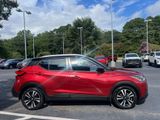 Used 2019 Nissan Kicks SV image 2