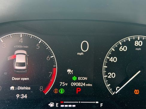 Used 2025 Honda Civic Sport image 18