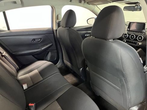 Used 2024 Nissan Sentra SV FWD image 15
