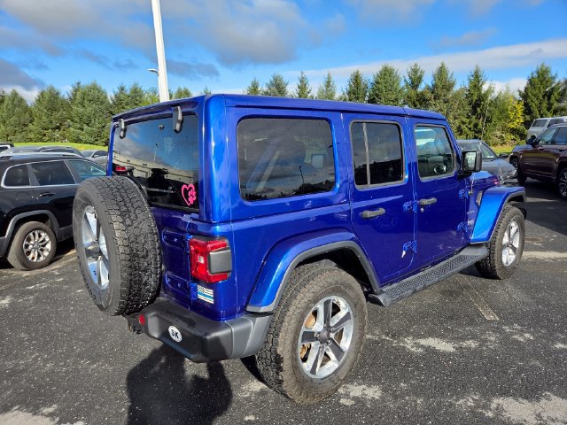 Used 2018 Jeep Wrangler Unlimited Sahara AWD/4WD image 17