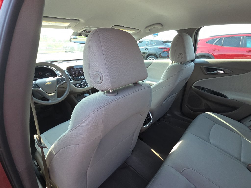 Used 2025 Chevrolet Malibu LT FWD image 27