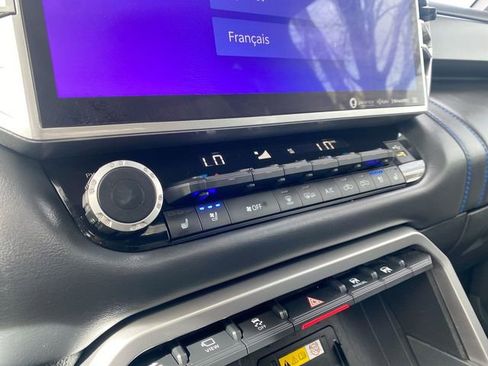 Used 2022 Toyota Tundra Platinum w/ Advanced Package image 18