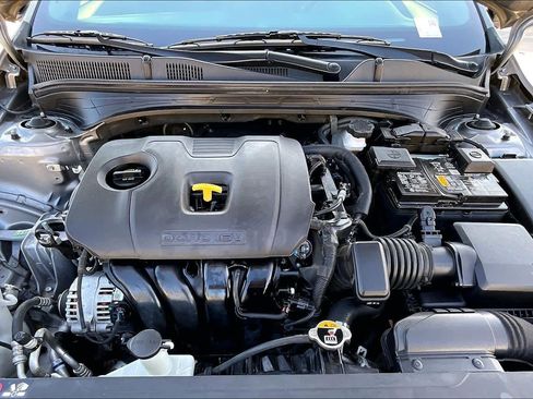 Used 2024 Kia Forte GT-Line w/ GT-Line Premium Package image 9