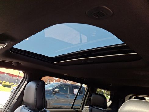 Used 2021 Jeep Grand Cherokee L Laredo image 15