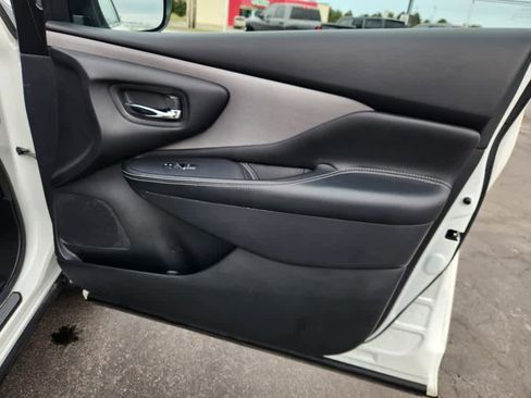 Used 2023 Nissan Murano SL image 10