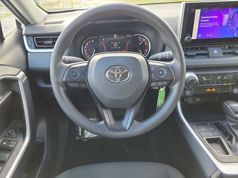 Used 2025 Toyota RAV4 LE image 14