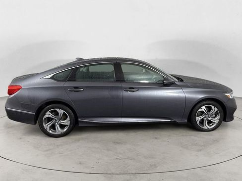 Used 2020 Honda Accord EX-L image 6