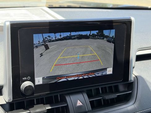 Certified 2024 Toyota RAV4 XLE w/ Convenience Package FWD image 29