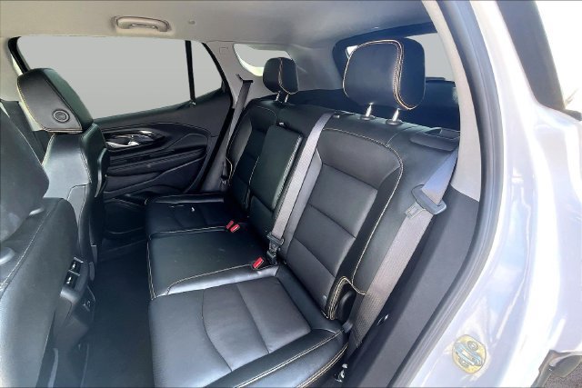 Used 2024 GMC Terrain AT4 AWD/4WD image 28
