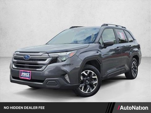 Used 2025 Subaru Forester Premium w/ Convenience Package #1 AWD/4WD image 1