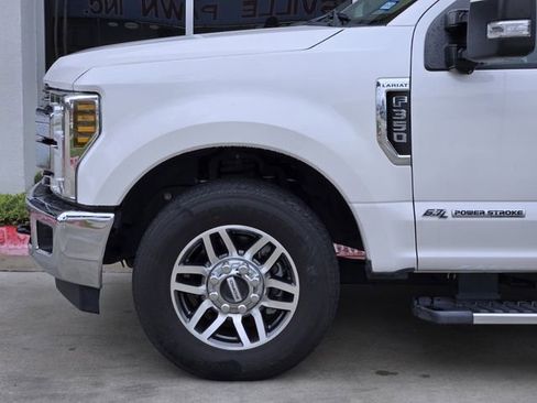 Used 2019 Ford F350 Lariat w/ Tow Technology Bundle image 8
