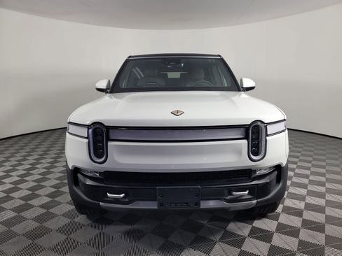 Used 2024 Rivian R1S Adventure AWD/4WD image 8