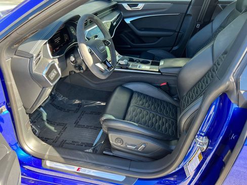 Used 2022 Audi RS 7 Sportback w/ Black Optic Package image 9