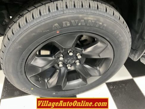 Used 2019 RAM 1500 Big Horn AWD/4WD image 10