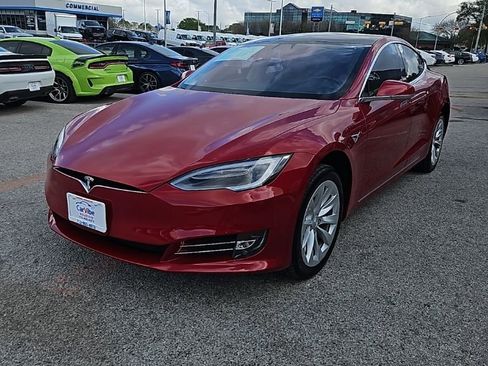 Used 2017 Tesla Model S 90D image 3