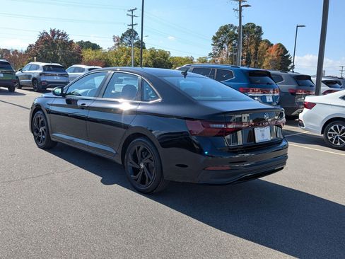 New 2026 Volkswagen Jetta SE image 5