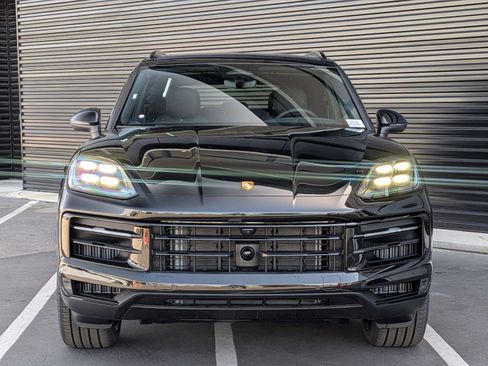 New 2026 Porsche Cayenne AWD/4WD image 6