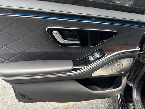 Used 2021 Mercedes-Benz S 580 4MATIC Sedan image 12
