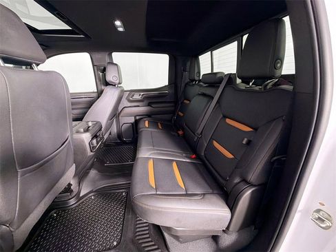 Used 2023 GMC Sierra 1500 AT4 w/ Technology Package image 22