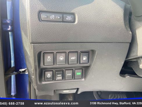 Used 2019 Nissan Rogue SL AWD/4WD image 22