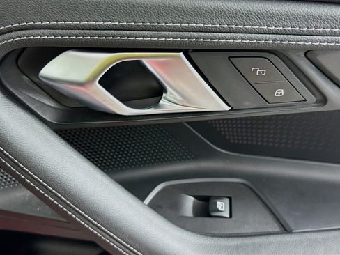 Used 2025 BMW 230i Coupe w/ Premium Package RWD image 25