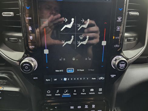 Used 2022 RAM 2500 Big Horn w/ Level C Equiment Group image 56