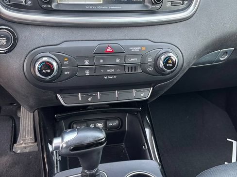 Used 2023 Kia Sorento X-Line EX AWD/4WD image 11