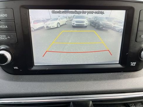 Used 2020 Hyundai Santa Fe SEL w/ Convenience Package AWD/4WD image 24