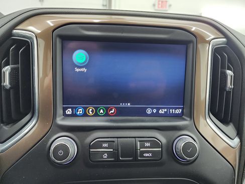 Used 2022 Chevrolet Silverado 3500 High Country image 55